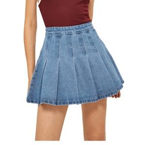 Baevely Pleated Jean Skirt